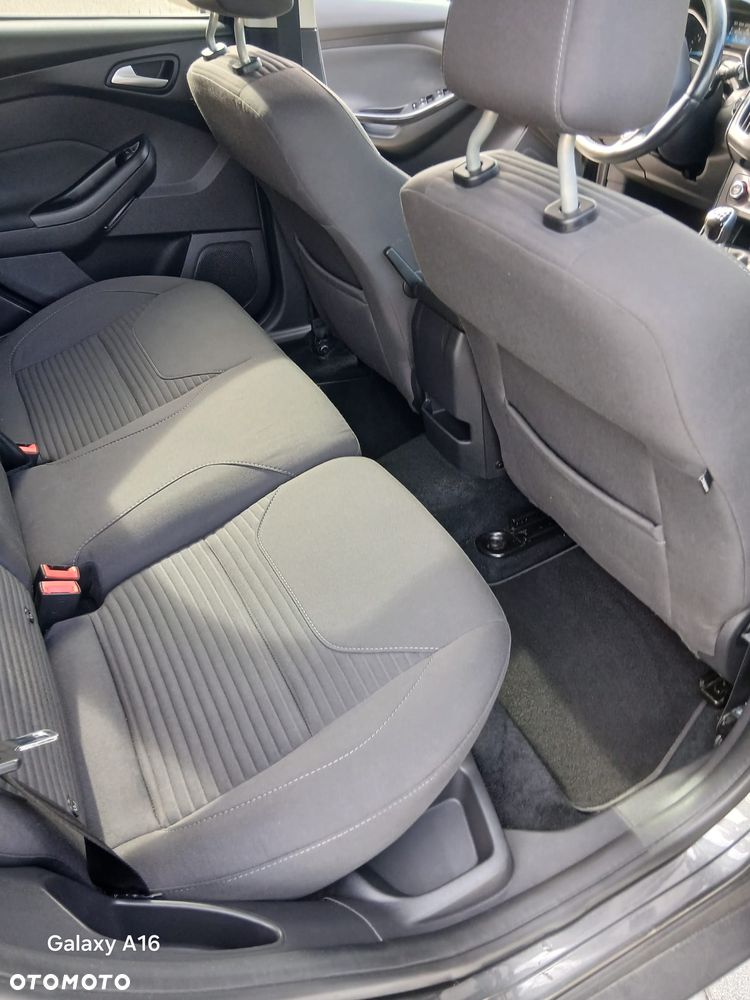 Ford Focus 1.5 TDCi DPF Start-Stopp-System Titanium - 24