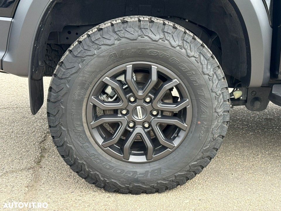 Ford Raptor - 25