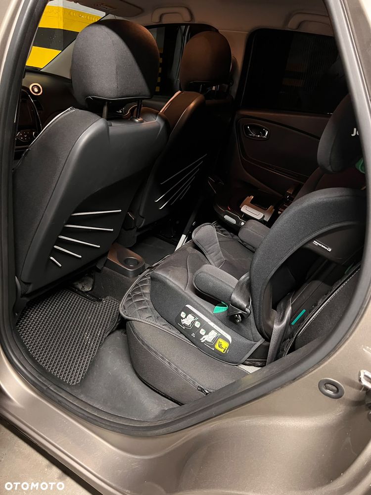 Renault Captur - 25