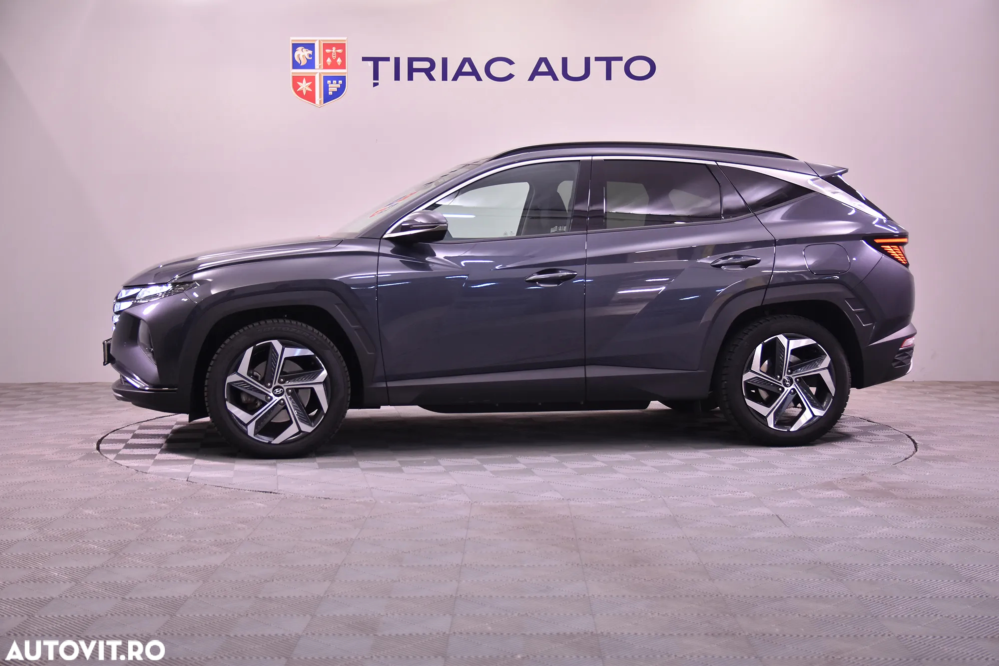 Hyundai Tucson - 2