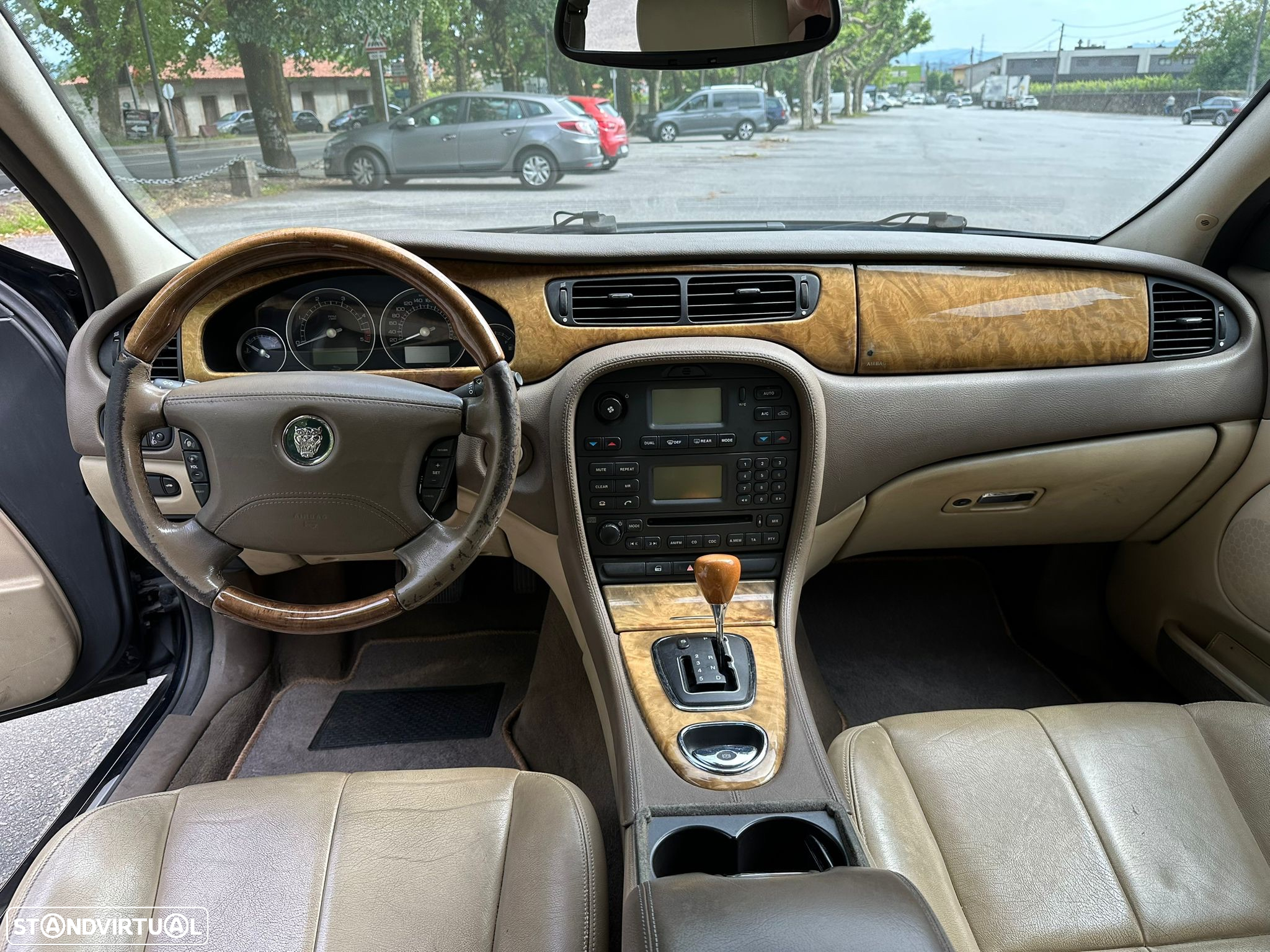 Jaguar S-Type - 4