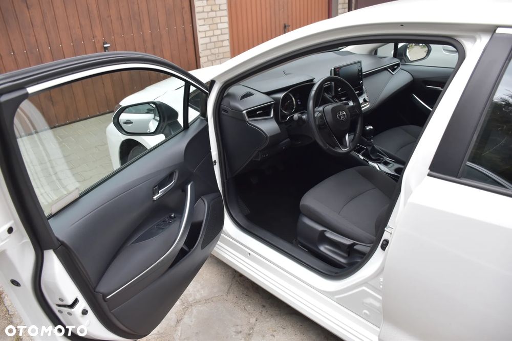 Toyota Corolla 1.6 Comfort - 24