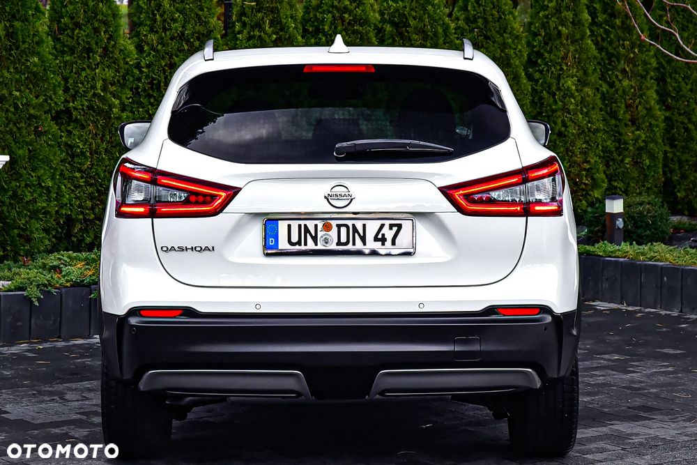 Nissan Qashqai 1.6 DIG-T TEKNA+ - 10