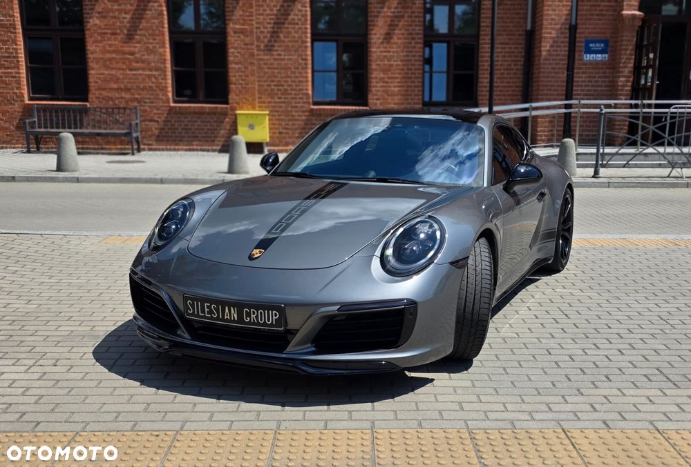 Porsche 911 - 1