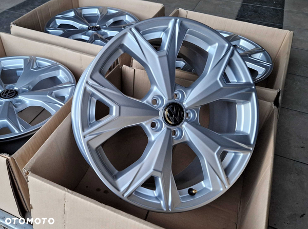 Alufelgi 17 5x100 VW T-Cross Polo Taigo Golf IV New Beetle 460#
