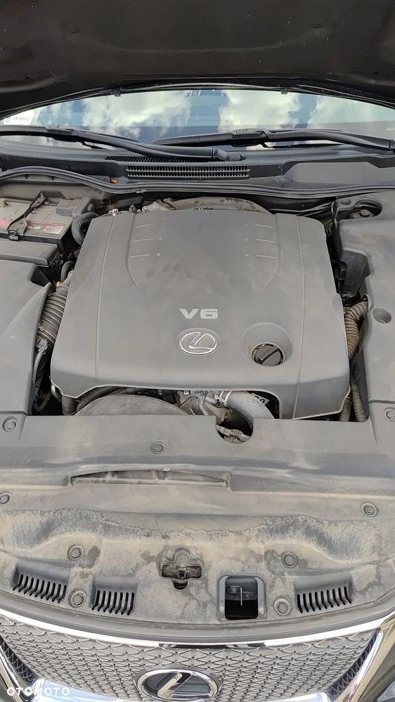 Lexus IS 250 Sport - 30