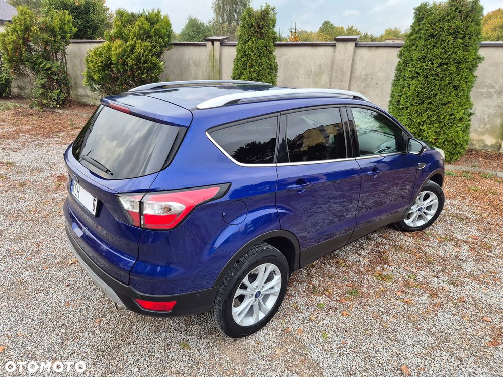 Ford Kuga 2.0 TDCi 2x4 Titanium - 37
