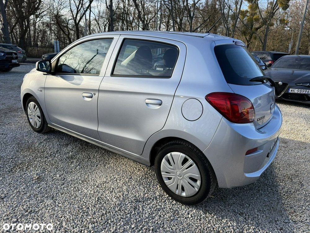 Mitsubishi Space Star - 8