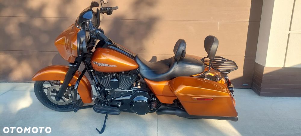 Harley-Davidson Touring Street Glide - 6