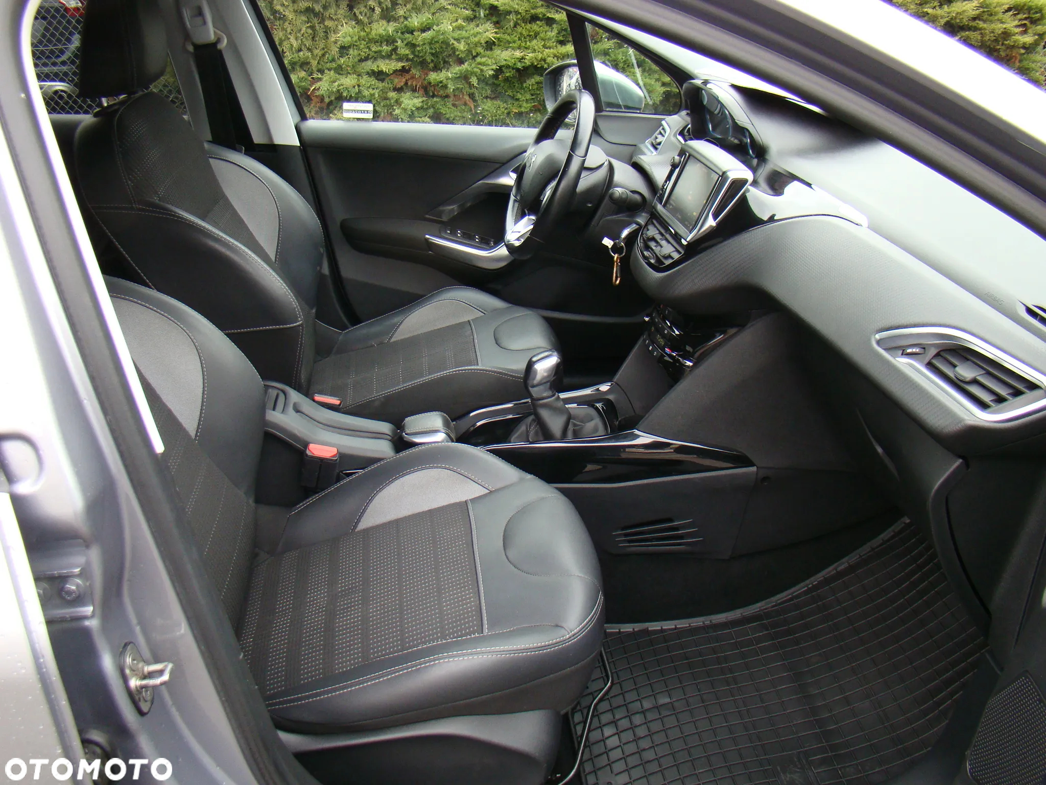 Peugeot 2008 1.5 BlueHDi Crossway - 11