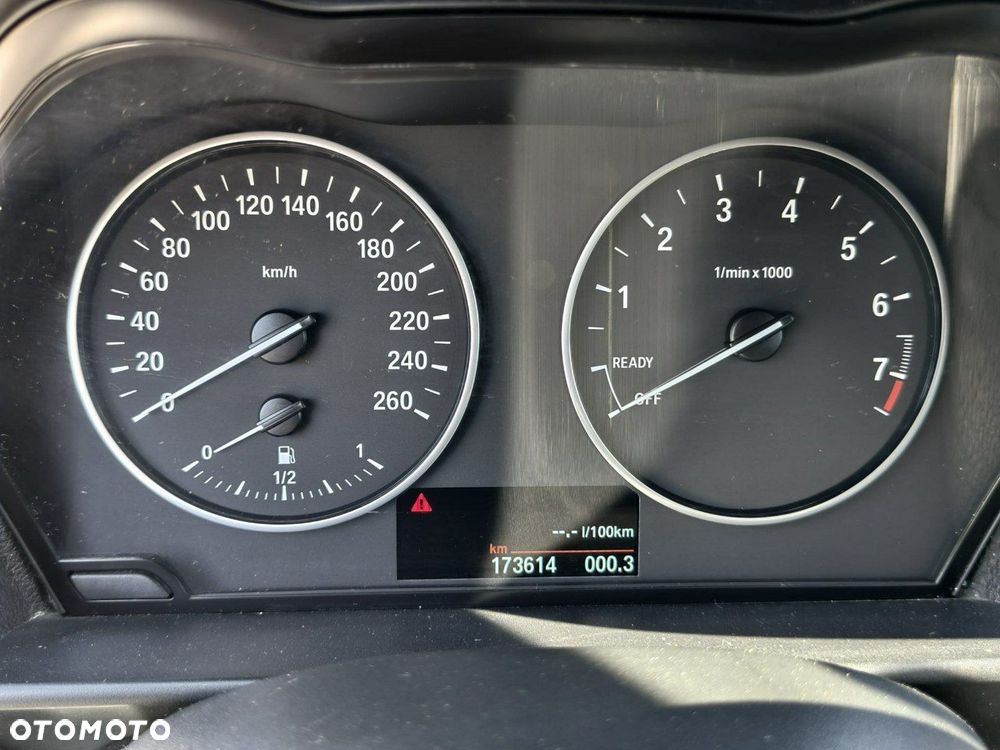 BMW Seria 1 - 12