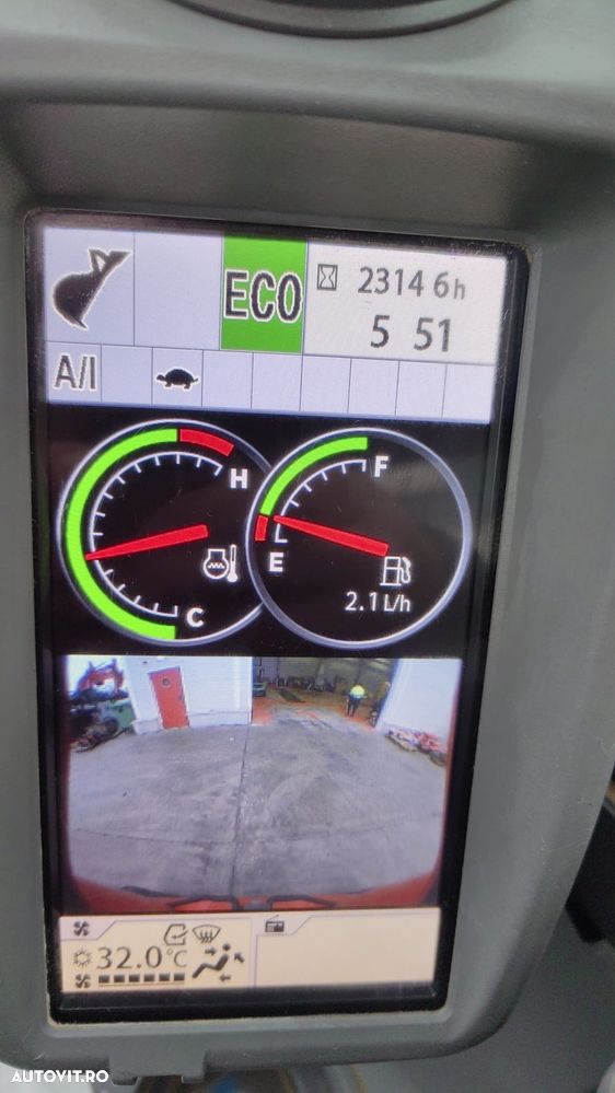 Hitachi ZX85, 2023, 2.314h, MASA OPERATIONALA 9,3tone, senile cauciuc pad, CUPLA RAPIDA HIDRAULICA si 3 cupe NOI, latime 2,2m, ad sapare 5m, inst picon pe brate, Aer cond, camera spate, posibil leasing 4 ani, CA NOU-PROMOTIE 63900 EUR+tva - 16