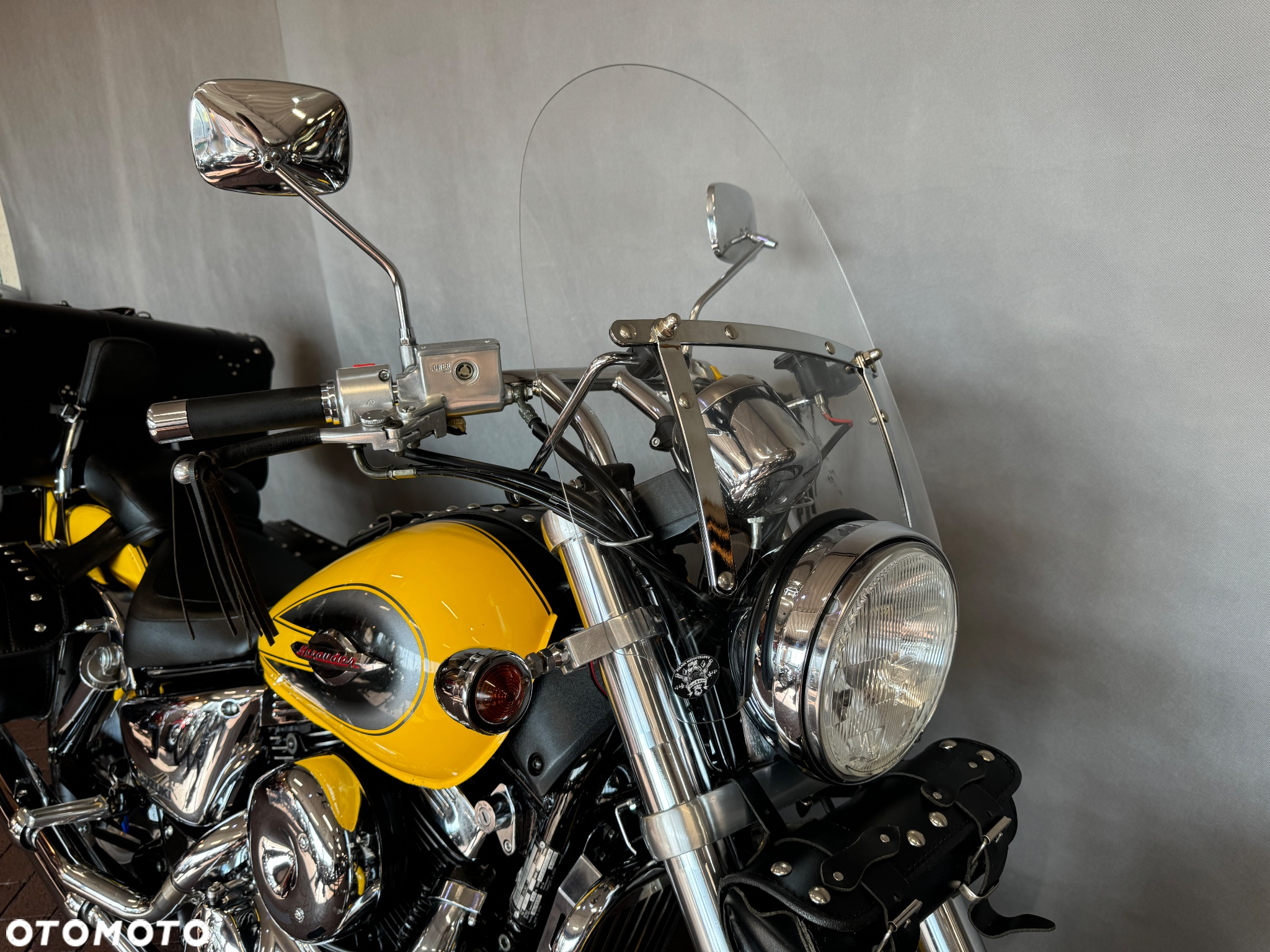 Suzuki Marauder - 12