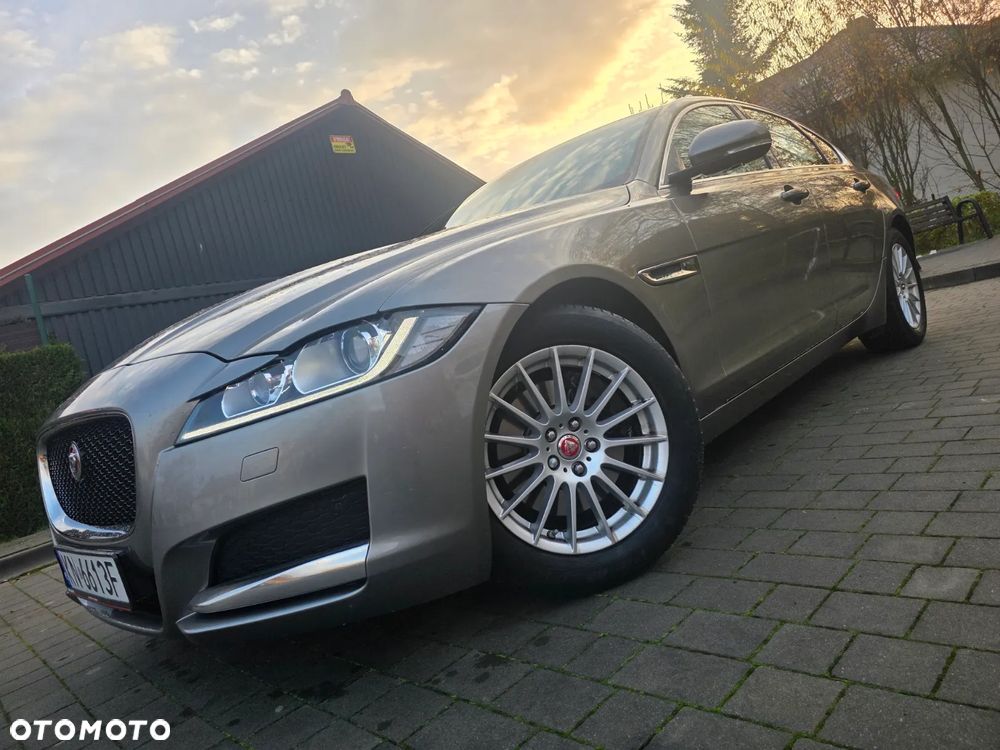 Jaguar XF 2.0 i4D Portfolio - 4