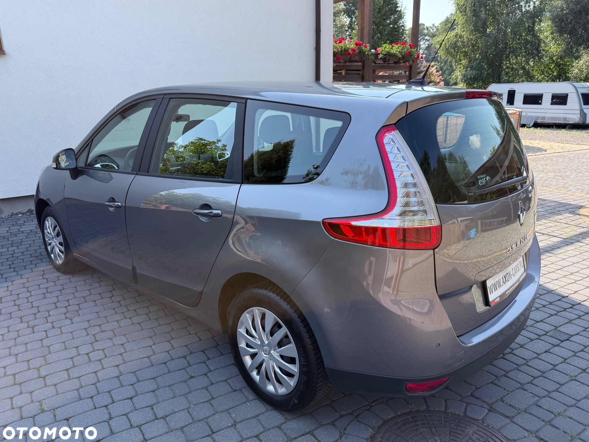 Renault Grand Scenic 1.6 16V 110 Paris - 11