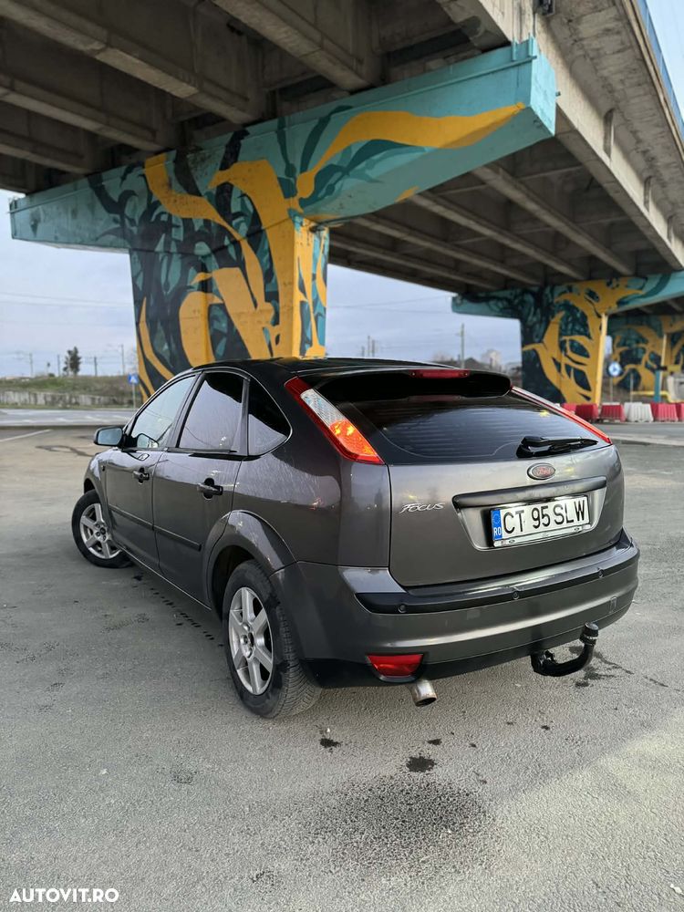 Ford Focus 1.6 TDCi Trend - 13