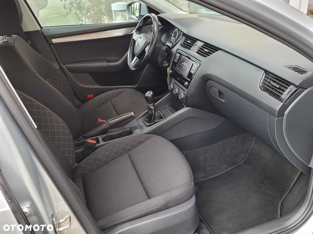 Skoda Octavia - 8