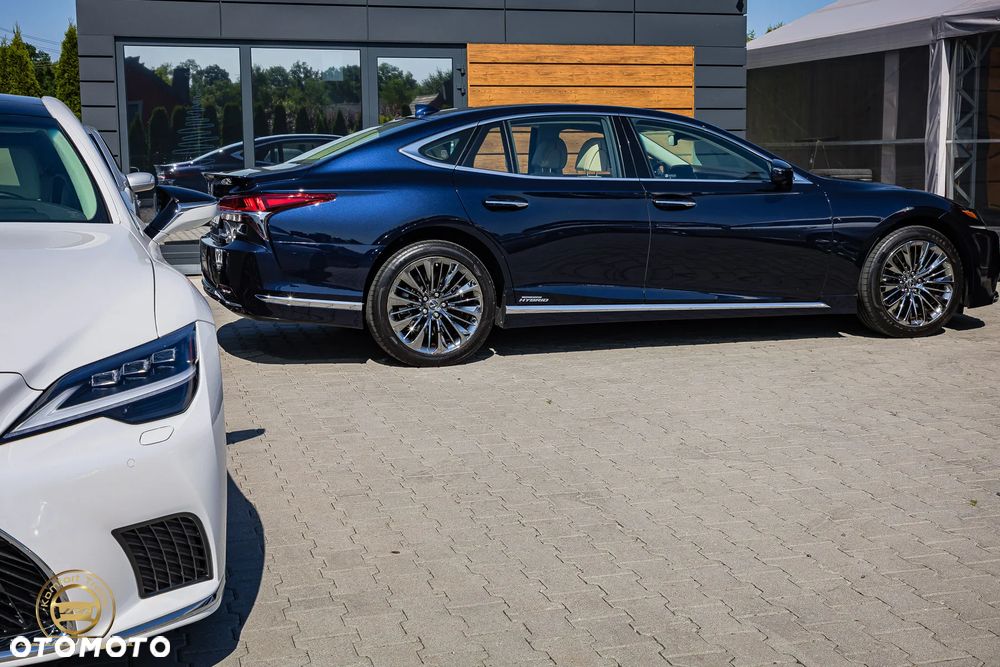 Lexus LS 500h Prestige AWD - 3
