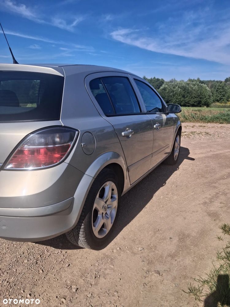 Opel Astra - 9