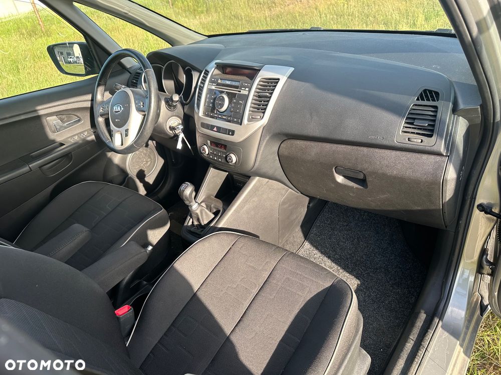 Kia Venga 1.6 CVVT Dream-Team Edition - 13