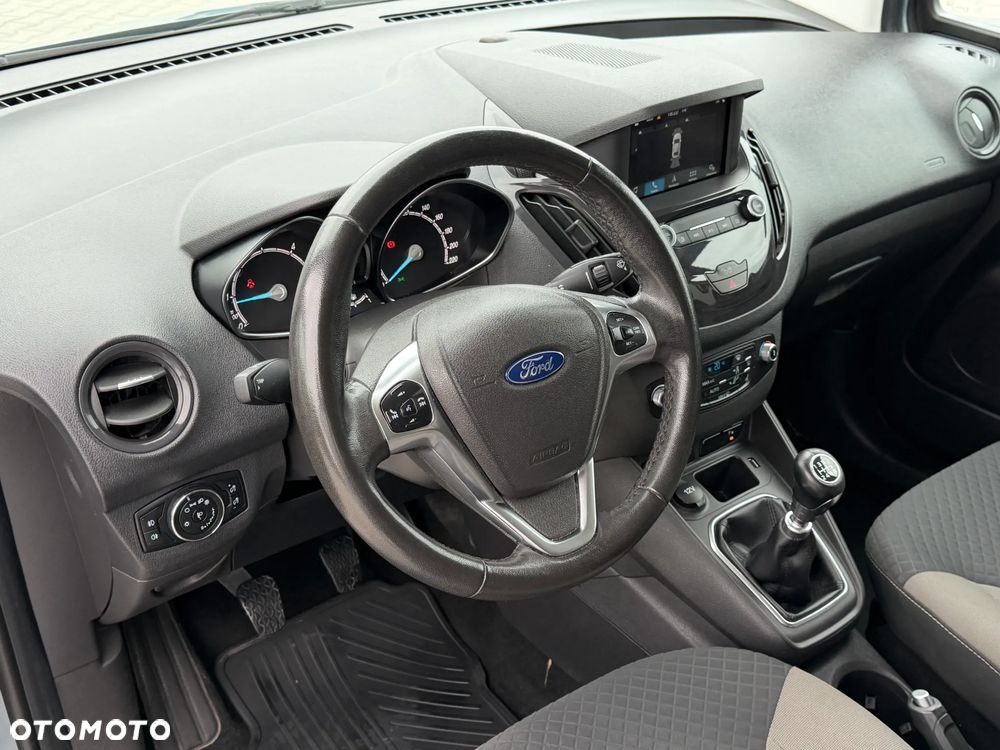 Ford Tourneo Courier 1.5 TDCi Trend - 15