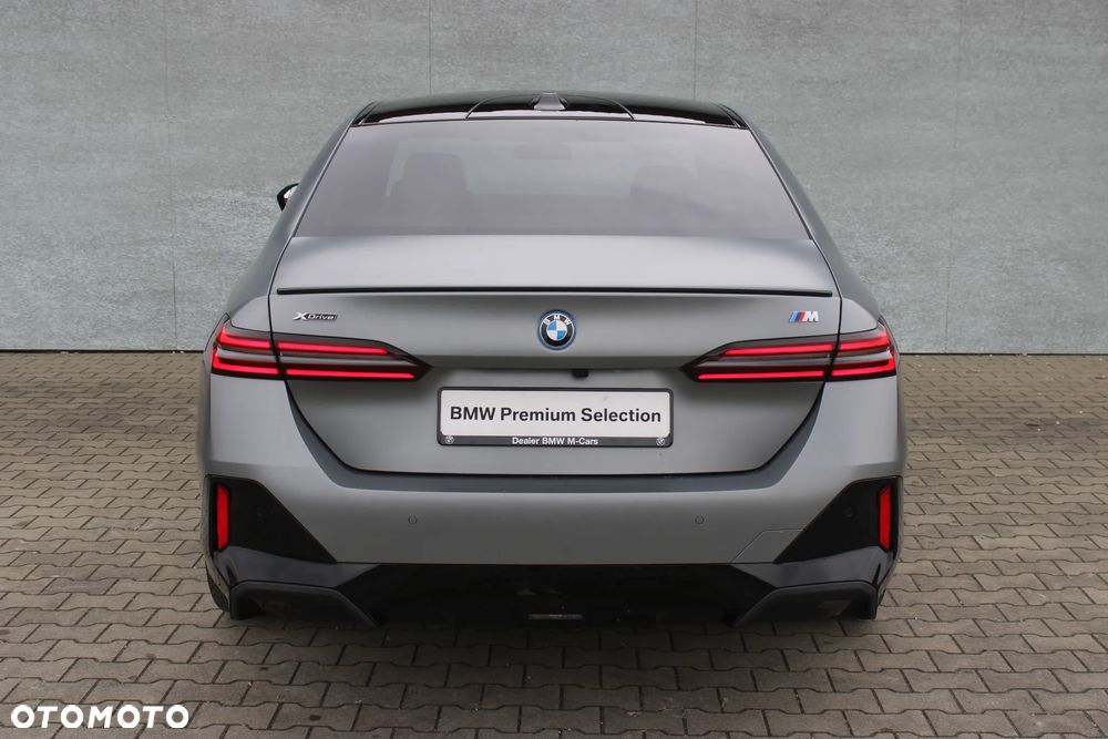 BMW Seria 5 550e xDrive PHEV M Sport - 7