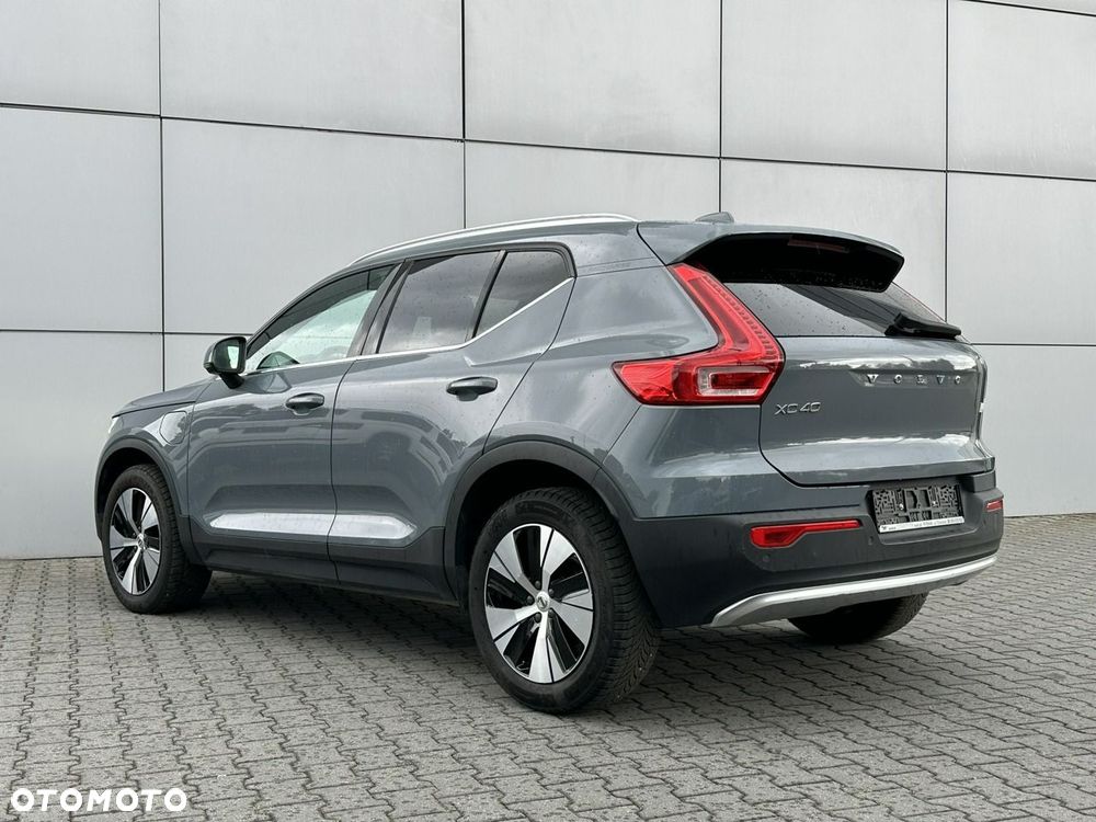 Volvo XC 40 T4 Plug-In Hybrid Core - 12