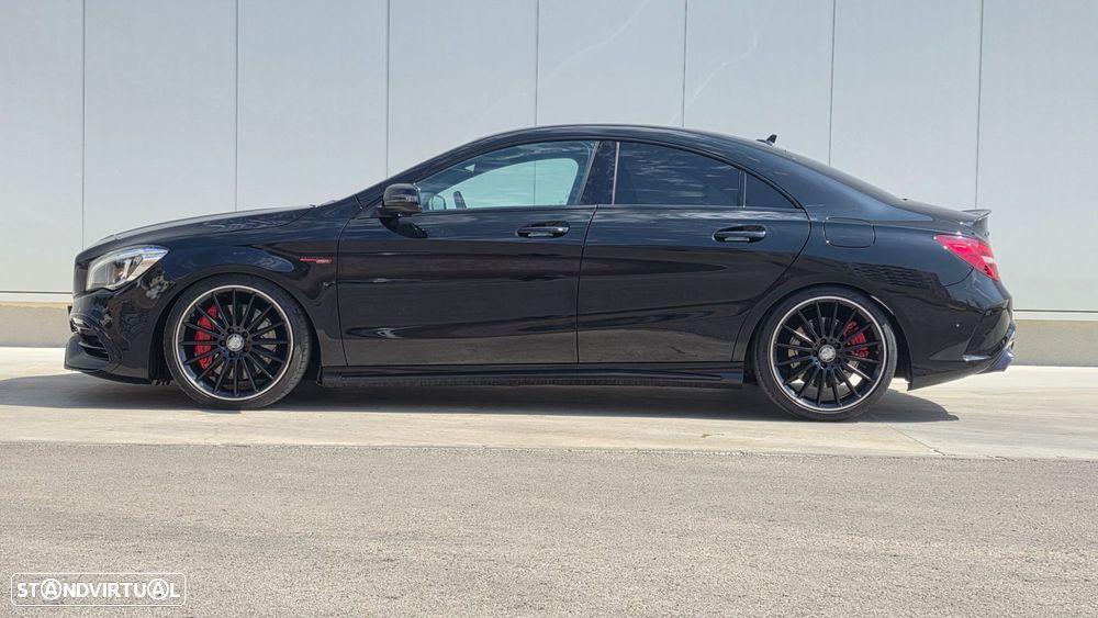 Mercedes-Benz CLA 45 AMG 4Matic Speedshift 7G-DCT Yellow Night Edition - 8