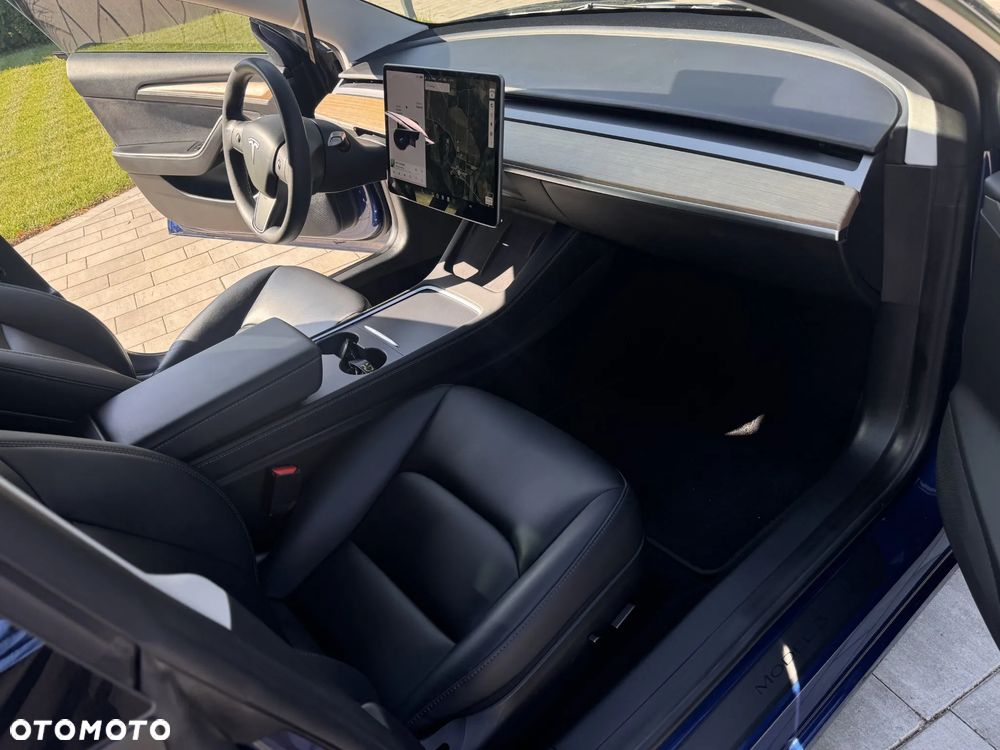 Tesla Model 3 Performance AWD - 16
