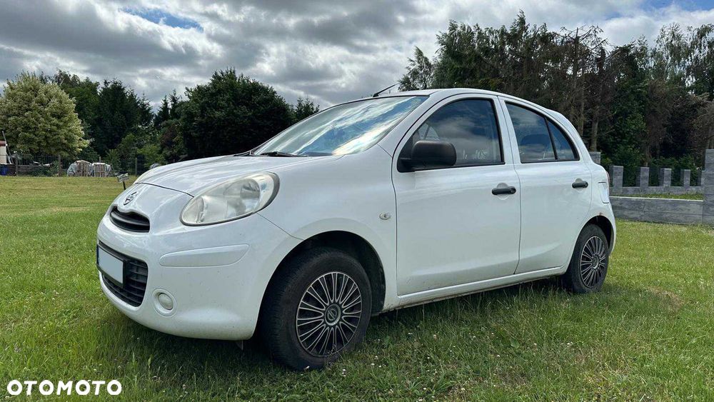 Nissan Micra - 1