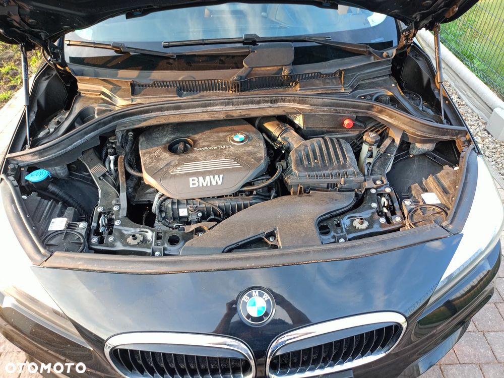 BMW Seria 2 218i - 12