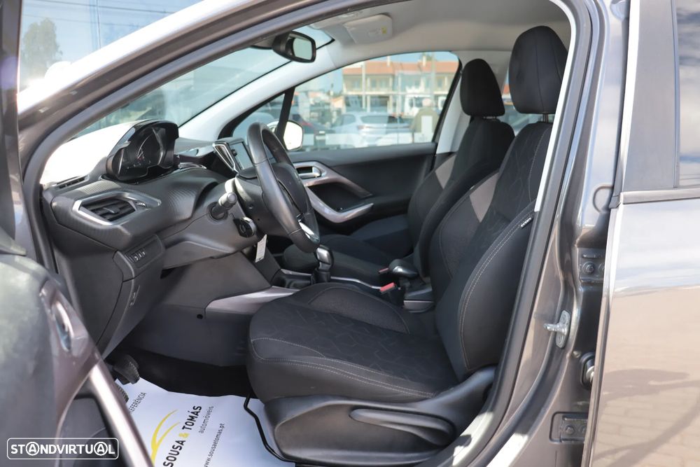 Peugeot 2008 1.2 PureTech Style - 11