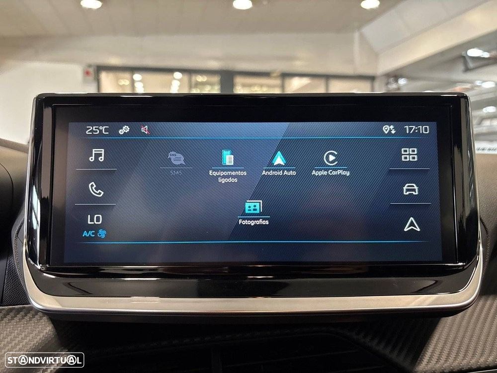 Peugeot 2008 1.2 PureTech Style - 12