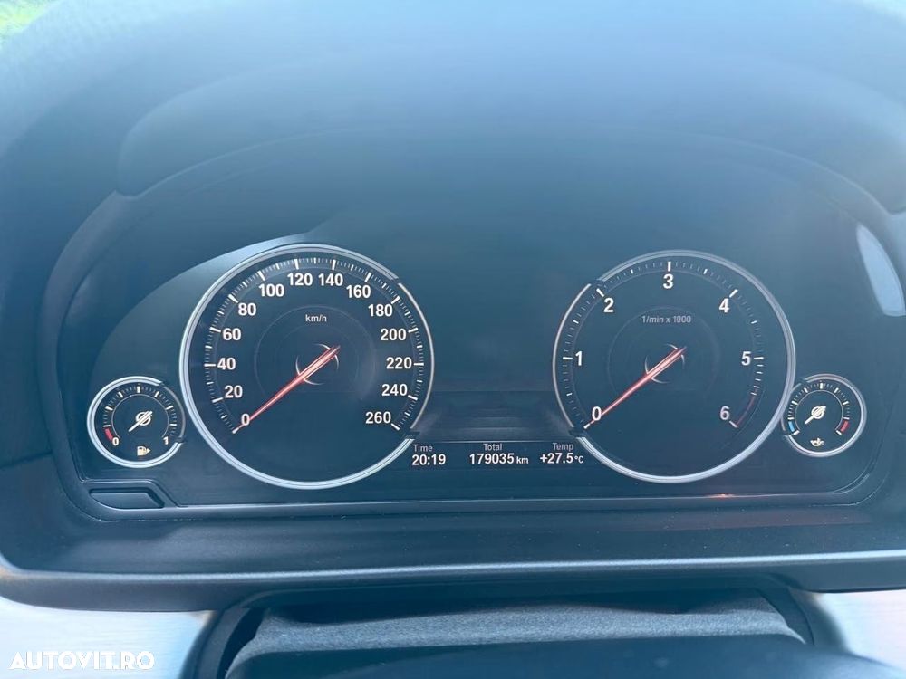 BMW Seria 5 - 10