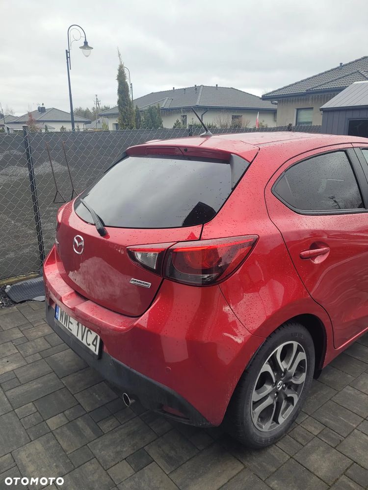 Mazda 2 - 4