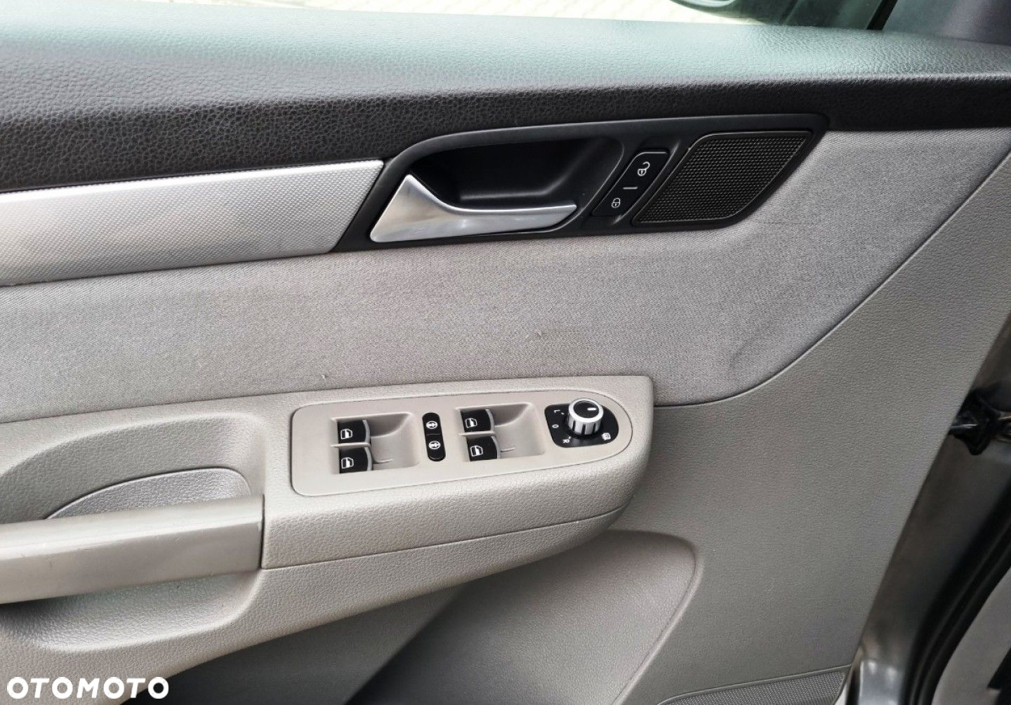 Volkswagen Sharan - 18