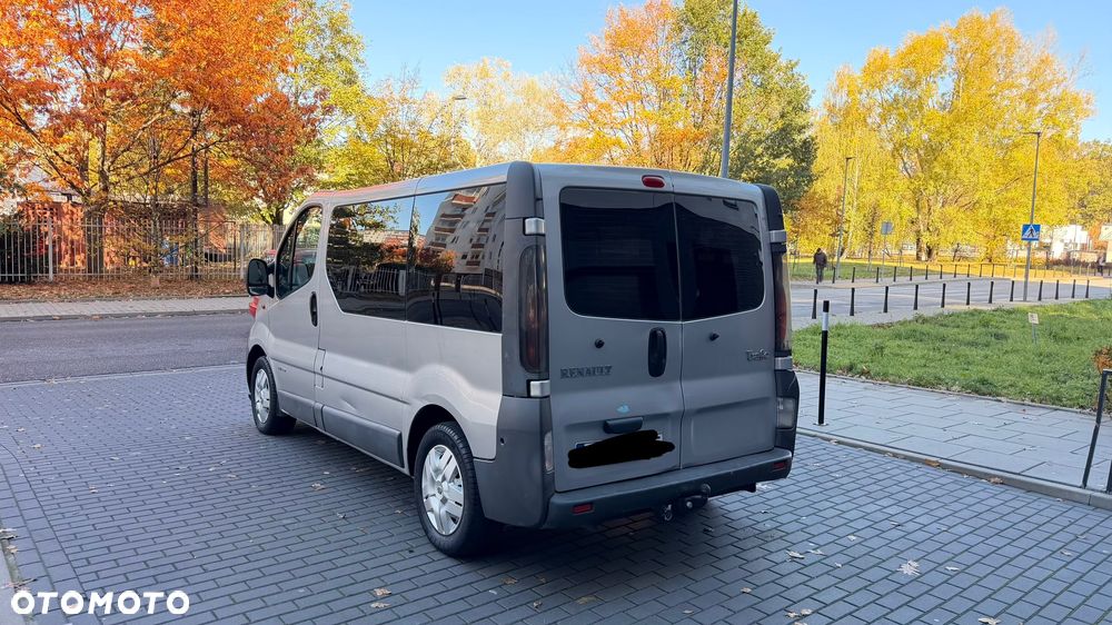 Renault Trafic 2005 photo 4