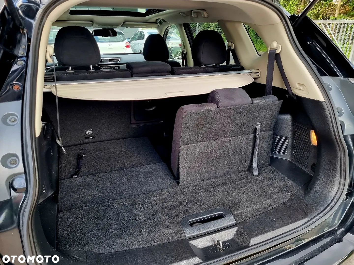Nissan X-Trail 1.6 DCi Tekna 2WD Xtronic 7os - 14