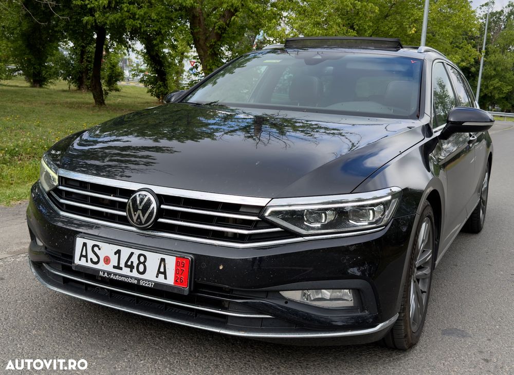 VOLKSWAGEN Passat