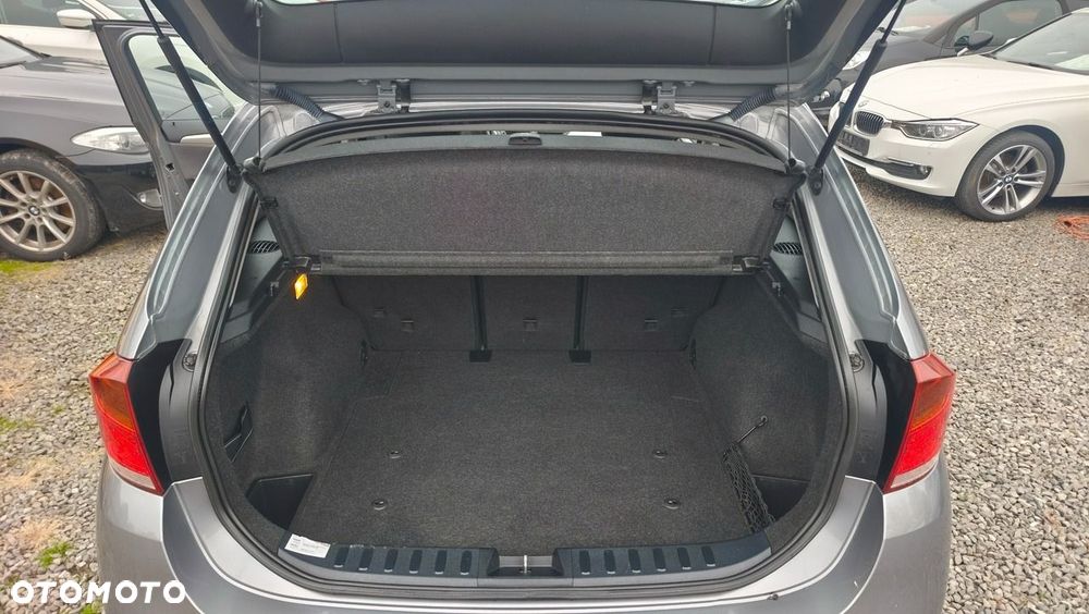 BMW X1 xDrive20d - 16