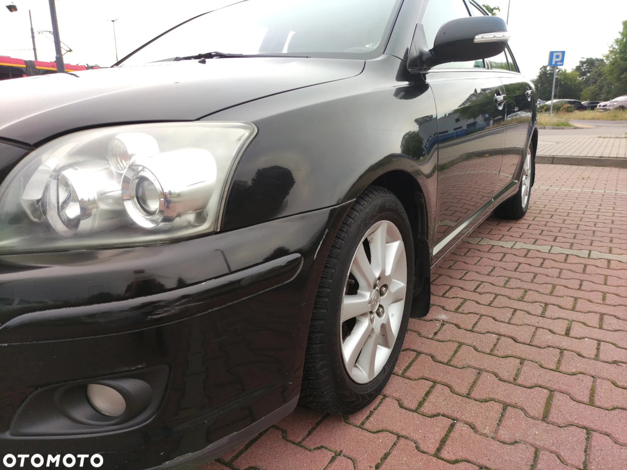 Toyota Avensis 2.0 D-4D Sol - 9