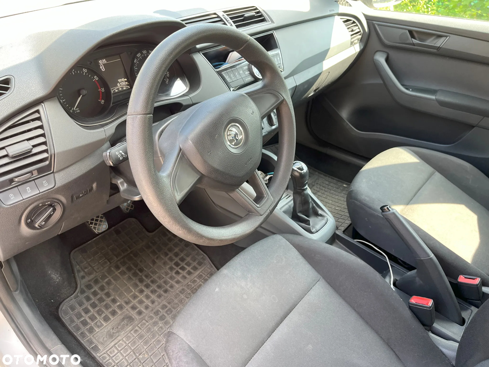 Skoda Fabia 1.2 TSI Active - 10