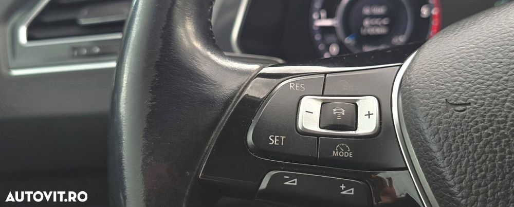 Volkswagen Tiguan 2.0 TDI SCR 4MOTION DSG Offroad - 26