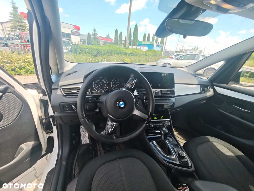 BMW Seria 2 220d xDrive Sport-Aut - 12