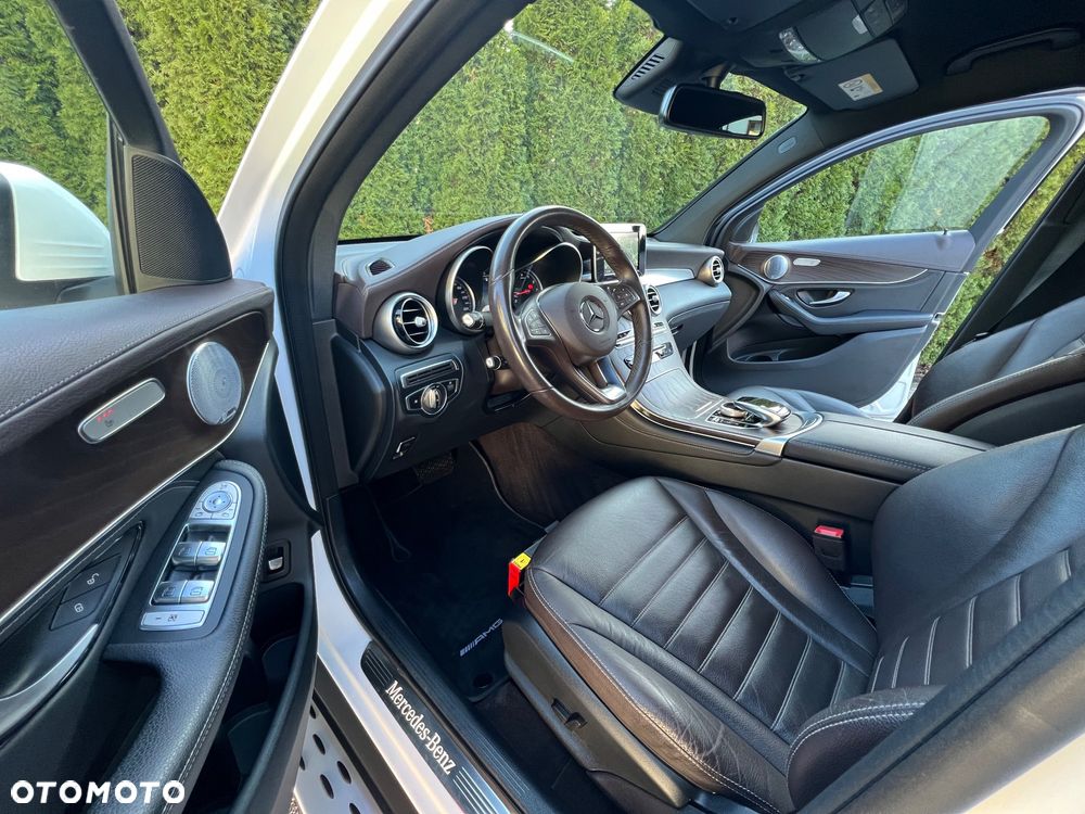 Mercedes-Benz GLC - 14