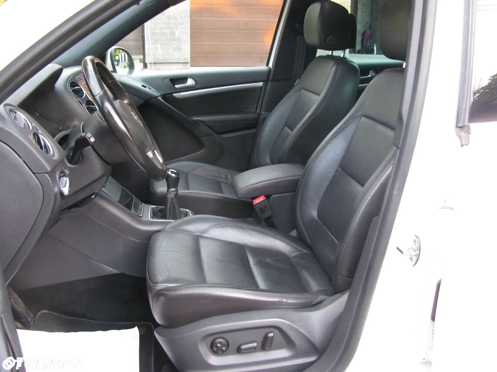 Volkswagen Tiguan 1.4 TSI Perfectline R-Style - 17