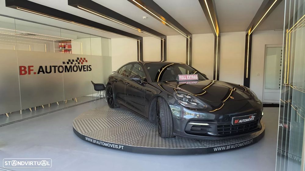 Porsche Panamera 4 S - 6