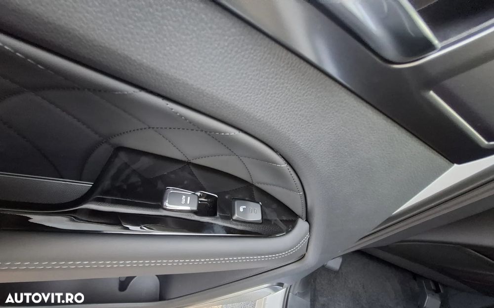 KG Mobility Rexton - 15