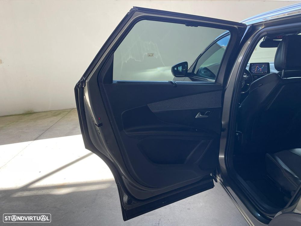 Peugeot 5008 1.6 BlueHDi GT Line EAT6 - 23