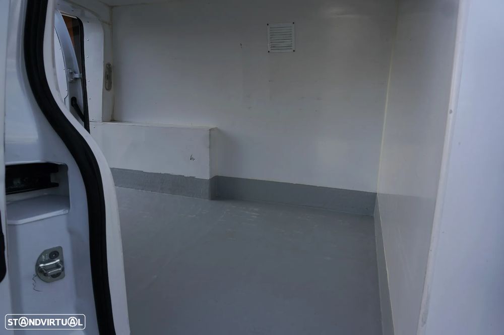 Renault Kangoo MAXI 1.5 DCI 2L ISOTÈRMCA IVA DEDUTIVEL - 16